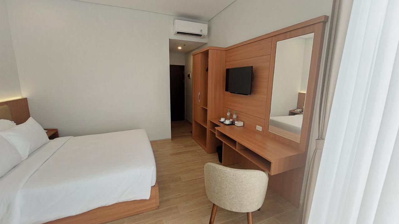 Ayman Syariah Hotel Sorabaya Extérieur photo